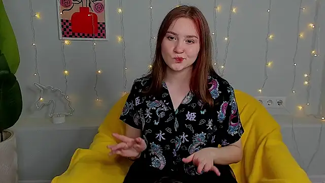 Sshy Dream online show from October 22, 2025, 8:25 am