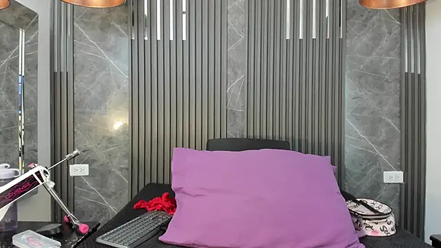 SaraiEvans online show from January 11, 2026, 3:35 am