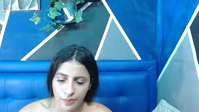 Snapshot of cherry_modelx_ chatting on March 23, 2025, 12:26 am cherry modelx online show from March 23, 2025, 12:26 am