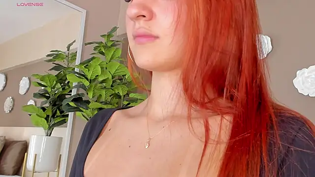 Snapshot of AylinMillerxs chatting on March 20, 2025, 8:08 pm AylinMillerxs online show from March 20, 2025, 8:08 pm