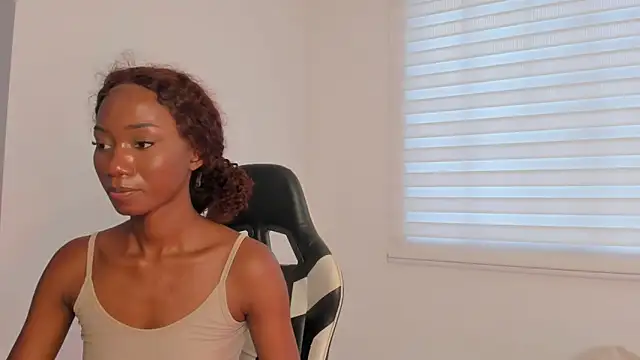SavannahWildee online show from June 18, 2026, 10:26 pm