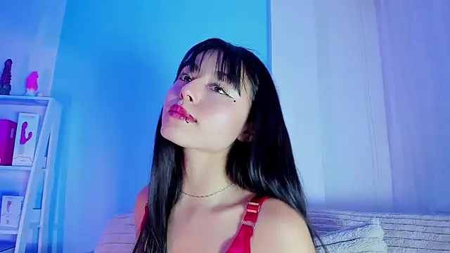 Snapshot of EmilyWithe chatting on August 1, 2026, 11:25 pm EmilyWithe online show from August 1, 2026, 11:25 pm