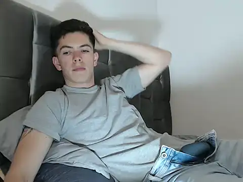 Snapshot of Eliantg chatting on September 22, 2025, 11:11 pm Eliantg online show from September 22, 2025, 11:11 pm