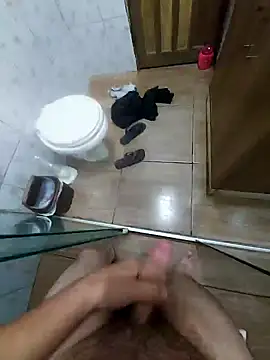 Snapshot of novinho_rosado chatting on January 6, 2025, 10:47 pm novinho rosado online show from January 6, 2025, 10:47 pm