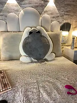  MadiLee  online show from February 3, 2026, 2:53 am