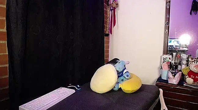 iam valery online show from January 9, 2025, 6:27 am