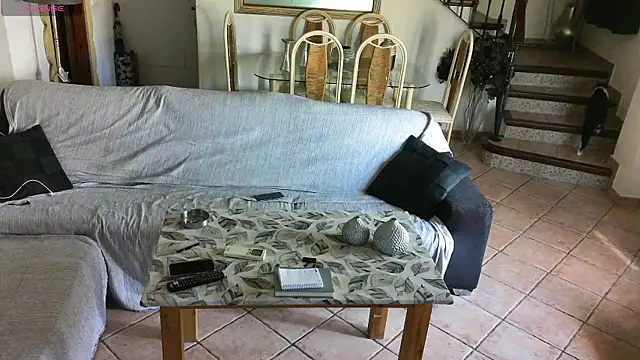 Snapshot of FJcouple chatting on February 24, 2025, 3:53 pm FJcouple online show from February 24, 2025, 3:53 pm