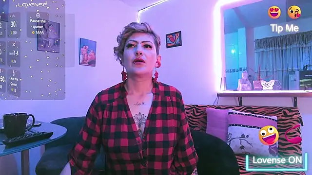 Maria fernandaxxx  online show from February 5, 2026, 11:44 pm