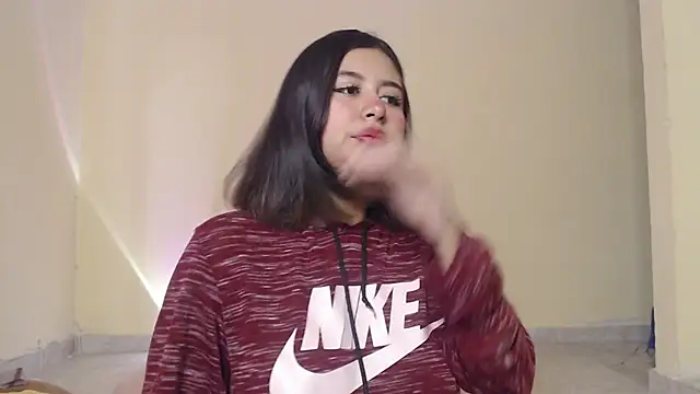 Snapshot of _maiahairy_ chatting on February 12, 2025, 1:06 pm maiahairy online show from February 12, 2025, 1:06 pm