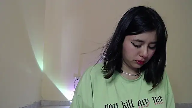 Snapshot of _maiahairy_ chatting on February 9, 2025, 1:35 pm maiahairy online show from February 9, 2025, 1:35 pm