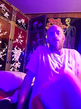 Snapshot of 5g4ever chatting on March 5, 2025, 5:40 am 5g4ever online show from March 5, 2025, 5:40 am