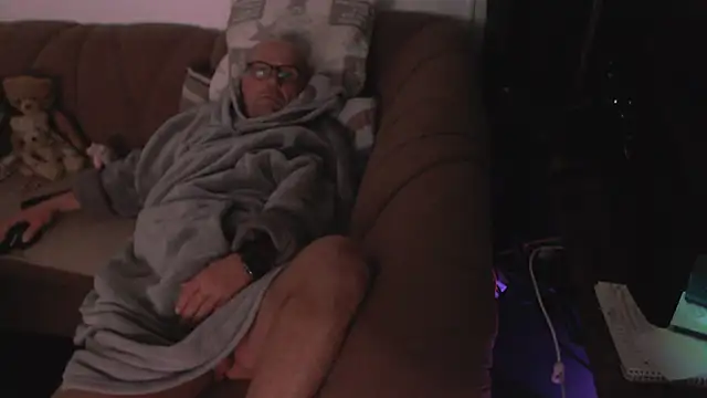 Snapshot of Nomi1612 chatting on October 19, 2025, 10:12 pm Nomi1612 online show from October 19, 2025, 10:12 pm