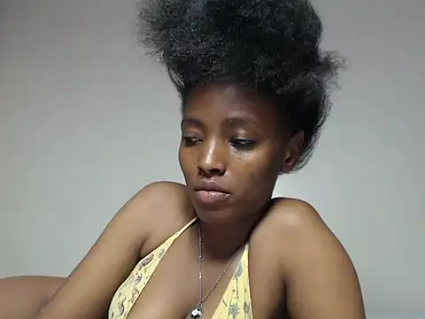 Snapshot of nanaswee chatting on January 6, 2026, 4:11 pm nanaswee online show from January 6, 2026, 4:11 pm