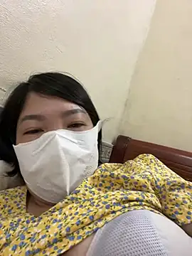 Hachi Sweetbabie  online show from March 2, 2026, 10:22 am