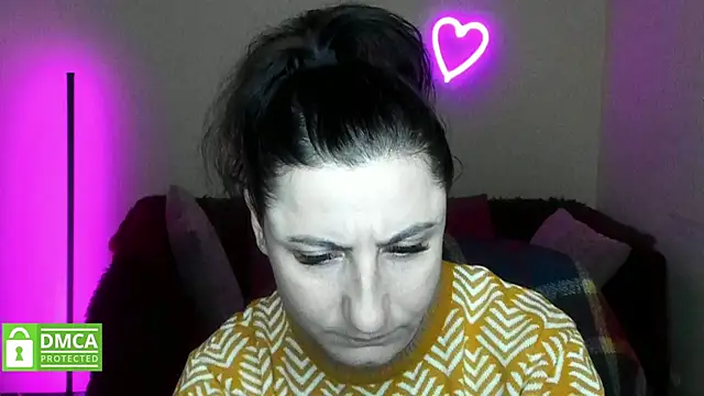 Muse kitty jenia online show from November 14, 2025, 6:22 pm