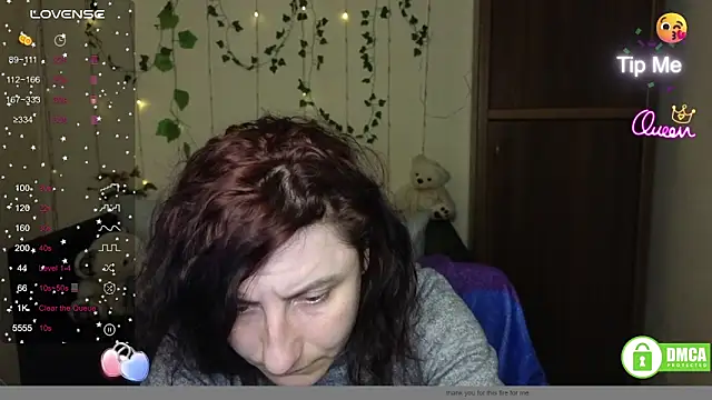 Muse kitty jenia online show from April 14, 2026, 5:29 pm