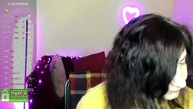 Muse kitty jenia online show from January 10, 2026, 6:25 pm