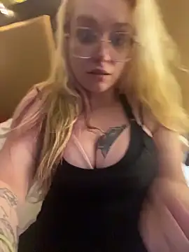 Lalalynn online show from March 5, 2026, 1:40 pm