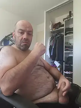 Snapshot of veryverybigdick45 chatting on July 2, 2026, 12:00 pm veryverybigdick45 online show from July 2, 2026, 12:00 pm