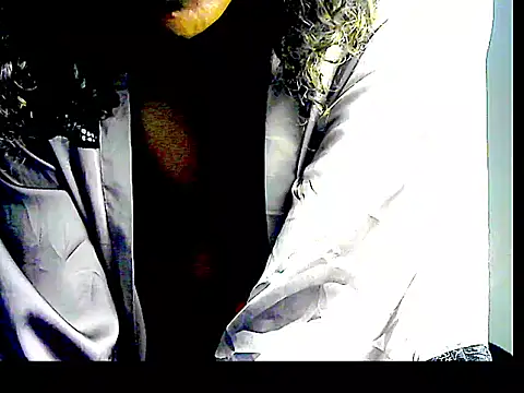 lilylovexx online show from August 4, 2026, 6:18 am