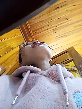 Snapshot of trieungoclnt chatting on November 6, 2025, 4:05 am trieungoclnt online show from November 6, 2025, 4:05 am