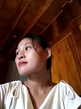 Snapshot of trieungoclnt chatting on September 18, 2025, 4:04 am trieungoclnt online show from September 18, 2025, 4:04 am