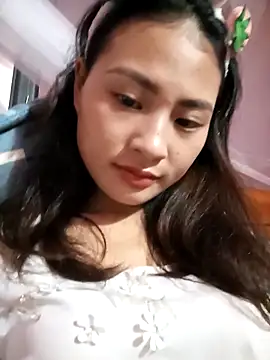 Snapshot of trieungoclnt chatting on November 8, 2025, 5:33 am trieungoclnt online show from November 8, 2025, 5:33 am