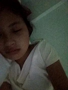 Snapshot of trieungoclnt chatting on October 4, 2025, 7:48 pm trieungoclnt online show from October 4, 2025, 7:48 pm