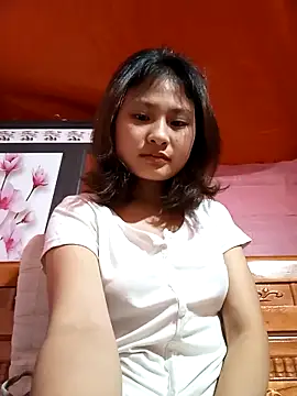 Snapshot of trieungoclnt chatting on March 3, 2025, 3:11 pm trieungoclnt online show from March 3, 2025, 3:11 pm