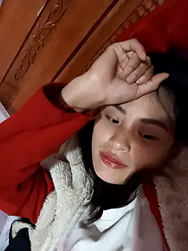 Snapshot of trieungoclnt chatting on October 27, 2025, 4:35 am trieungoclnt online show from October 27, 2025, 4:35 am