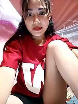 Snapshot of trieungoclnt chatting on October 23, 2025, 7:18 am trieungoclnt online show from October 23, 2025, 7:18 am