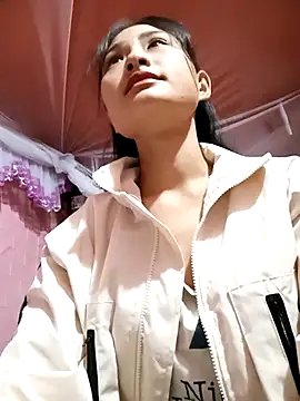 Snapshot of trieungoclnt chatting on November 2, 2025, 2:27 am trieungoclnt online show from November 2, 2025, 2:27 am