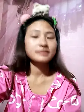 Snapshot of trieungoclnt chatting on October 11, 2025, 4:30 pm trieungoclnt online show from October 11, 2025, 4:30 pm