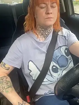 poussichienne online show from March 10, 2026, 12:20 pm