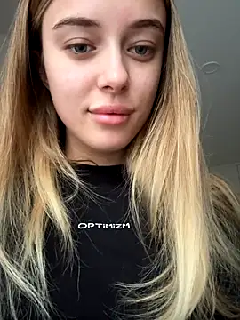 enjoy my beauty online show from November 25, 2025, 6:47 am