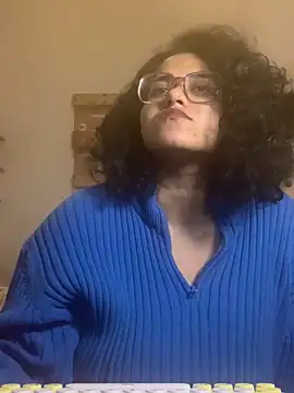 Snapshot of Curvydesifromgermany chatting on January 28, 2025, 6:17 pm Curvydesifromgermany online show from January 28, 2025, 6:17 pm