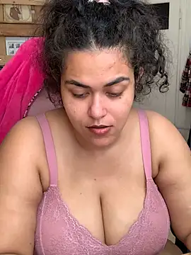 Curvydesifromgermany online show from June 26, 2026, 9:04 am