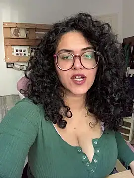 Curvydesifromgermany online show from June 14, 2026, 3:57 pm