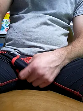 bigdickdaddy2184 online show from October 31, 2025, 9:32 pm