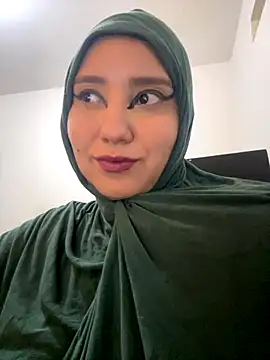 Snapshot of hannahayat chatting on October 3, 2025, 9:27 pm hannahayat online show from October 3, 2025, 9:27 pm