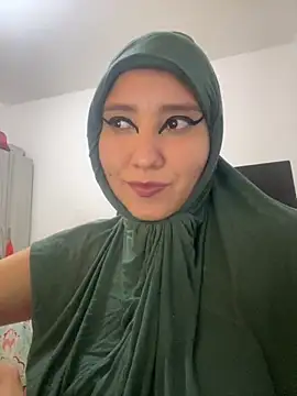 Snapshot of hannahayat chatting on November 8, 2025, 8:23 pm hannahayat online show from November 8, 2025, 8:23 pm