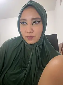 Snapshot of hannahayat chatting on November 19, 2025, 9:26 pm hannahayat online show from November 19, 2025, 9:26 pm