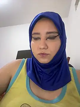 Snapshot of hannahayat chatting on June 7, 2026, 3:17 pm hannahayat online show from June 7, 2026, 3:17 pm