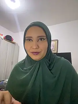 Snapshot of hannahayat chatting on February 14, 2025, 1:45 am hannahayat online show from February 14, 2025, 1:45 am