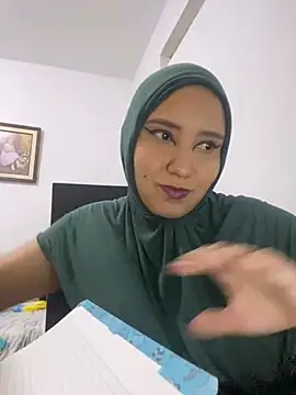 Snapshot of hannahayat chatting on February 9, 2025, 11:04 pm hannahayat online show from February 9, 2025, 11:04 pm