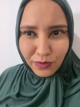 Snapshot of hannahayat chatting on January 31, 2025, 3:44 pm hannahayat online show from January 31, 2025, 3:44 pm