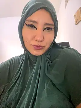 Snapshot of hannahayat chatting on November 7, 2025, 12:53 pm hannahayat online show from November 7, 2025, 12:53 pm