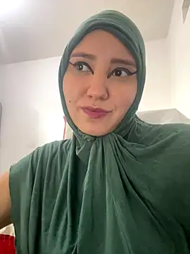 Snapshot of hannahayat chatting on September 17, 2025, 1:02 pm hannahayat online show from September 17, 2025, 1:02 pm