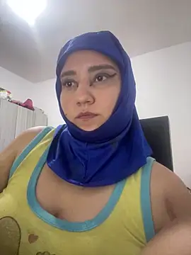 Snapshot of hannahayat chatting on June 4, 2026, 2:49 am hannahayat online show from June 4, 2026, 2:49 am