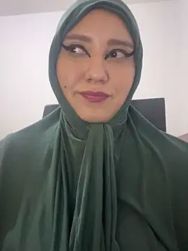 Snapshot of hannahayat chatting on November 23, 2025, 2:32 am hannahayat online show from November 23, 2025, 2:32 am